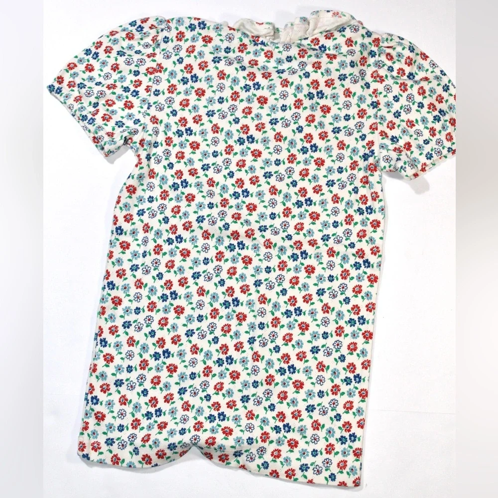 Mini Boden Cream White Short Sleeve Pointelle Tee with Red & Blue Floral Print
